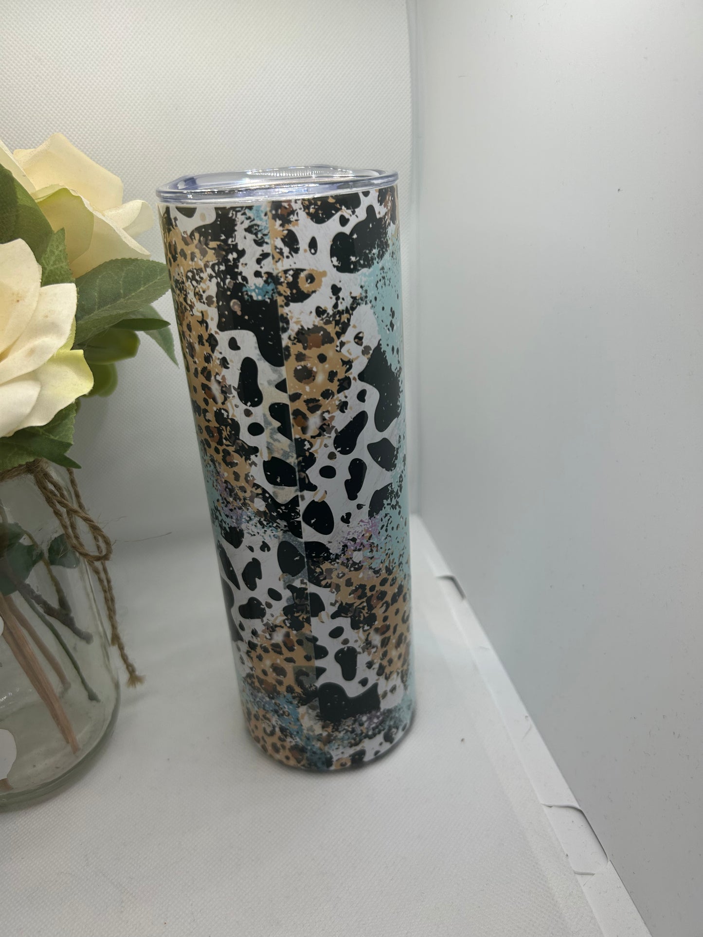 20oz Tumbler -comes with Lid & Straw